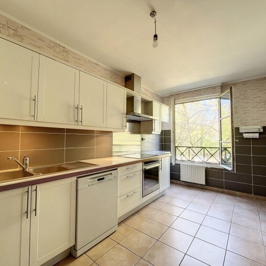  Annonces CULLY : Appartement | ECULLY (69130) | 105 m2 | 455 000 € 
