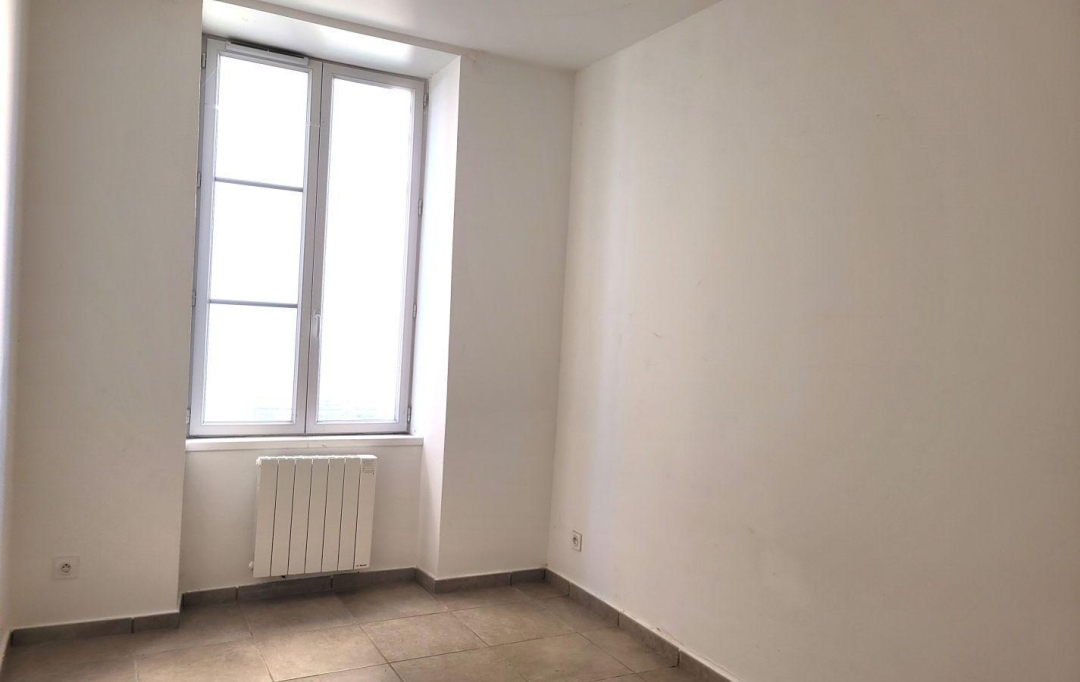Annonces CULLY : Appartement | L'ARBRESLE (69210) | 53 m2 | 155 000 € 
