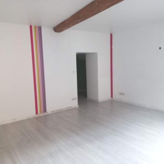  Annonces CULLY : Office | L'ARBRESLE (69210) | 29 m2 | 455 € 