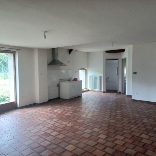  Annonces CULLY : Apartment | FLEURIEUX-SUR-L'ARBRESLE (69210) | 94 m2 | 1 005 € 