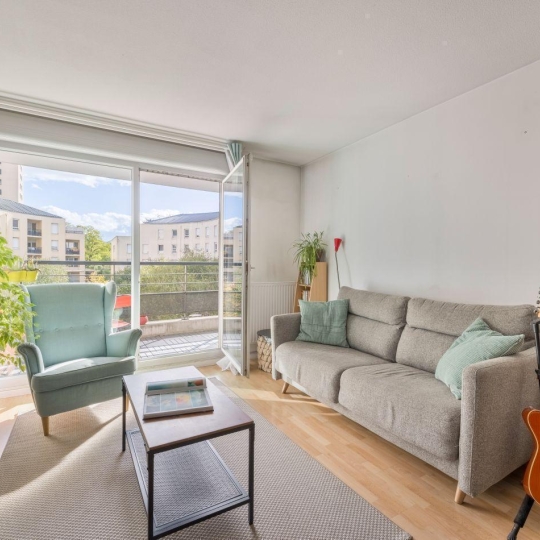  Annonces CULLY : Apartment | LYON (69008) | 70 m2 | 270 000 € 