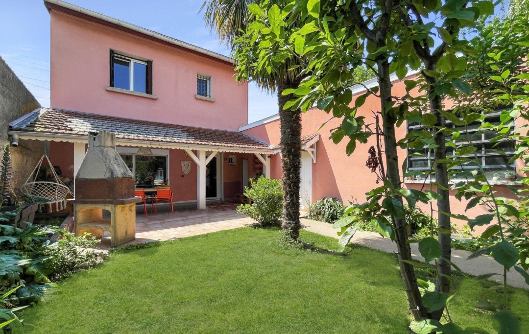 Annonces CULLY : Maison / Villa | VAULX-EN-VELIN (69120) | 97 m2 | 410 000 € 