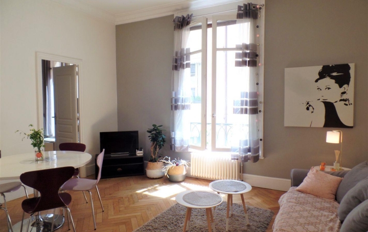  Annonces CULLY Appartement | LYON (69002) | 45 m2 | 1 300 € 